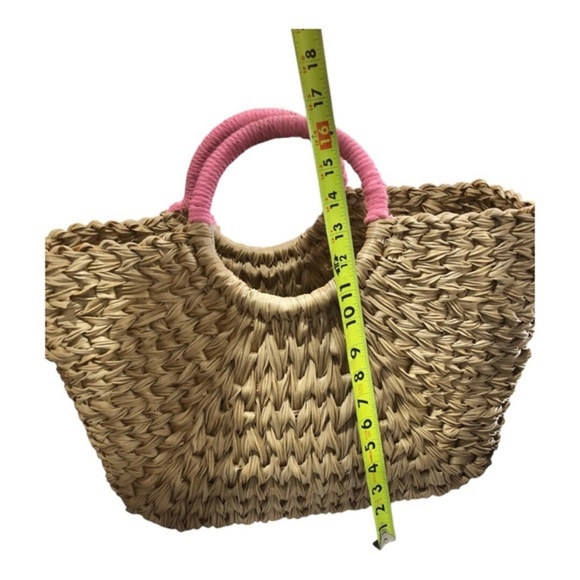 Wicker style straw natural basketweave pink knit pompom oversized beach tote new - Picture 12 of 16